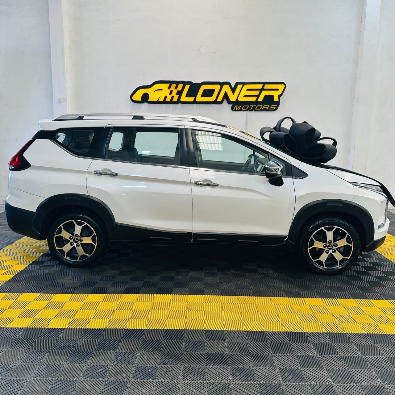 MITSUBISHI XPANDER CROSS LIMITED 2023 - Imagen 3