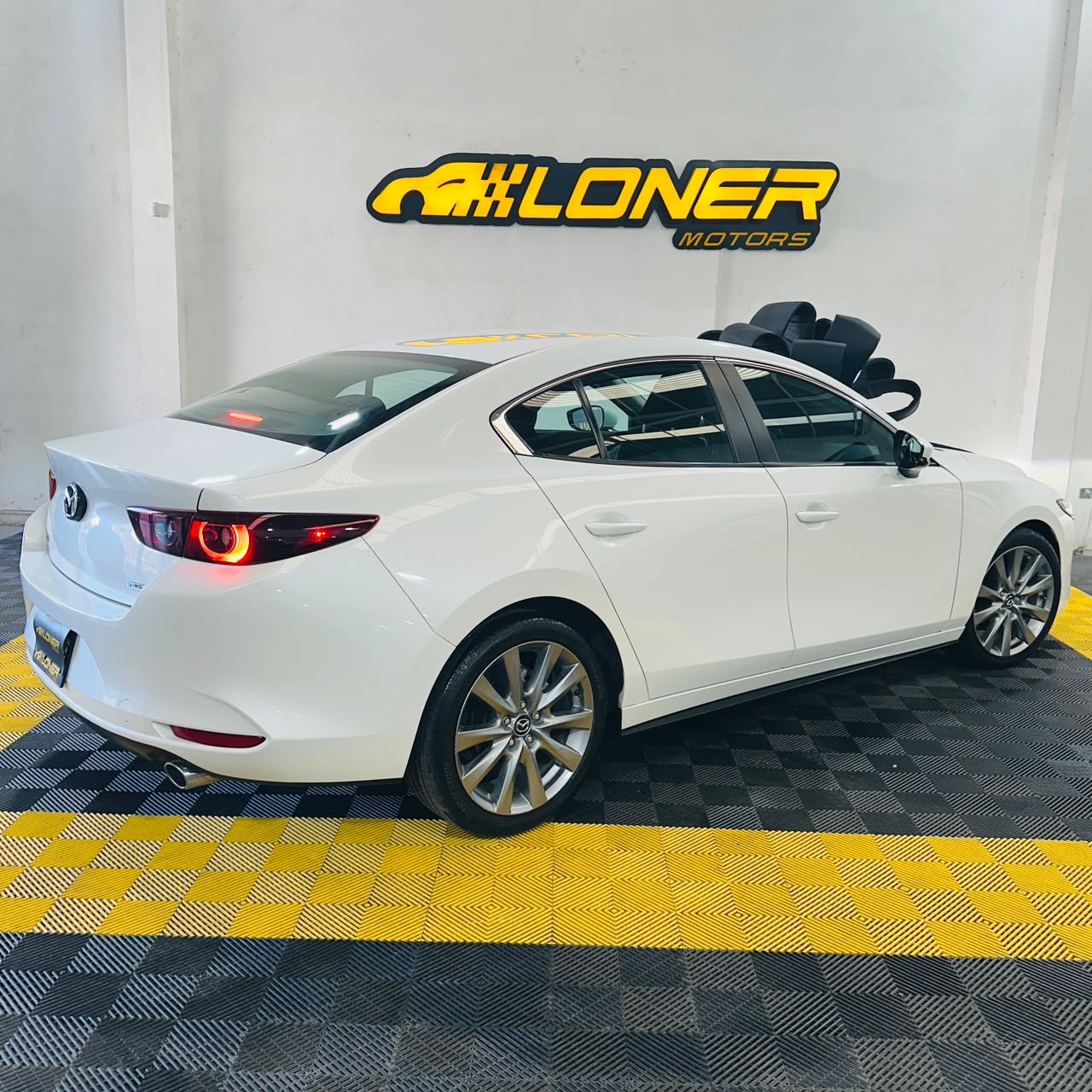 MAZDA 3 ISPORT 2023 - Imagen 7