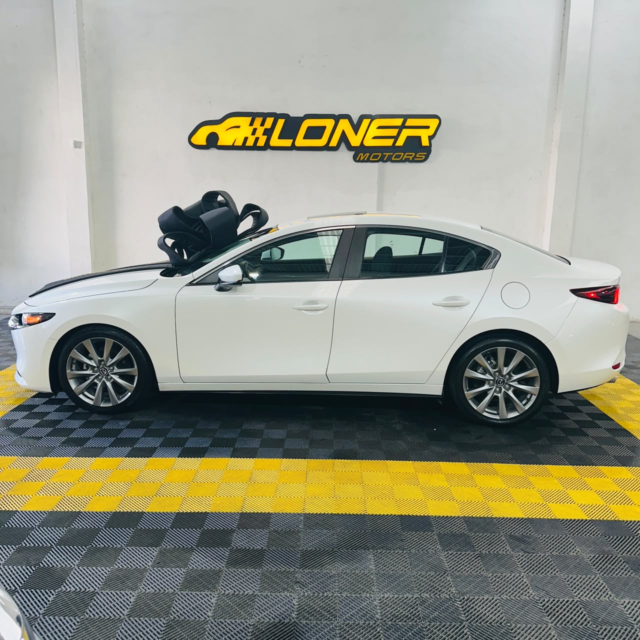 MAZDA 3 ISPORT 2023 - Imagen 10