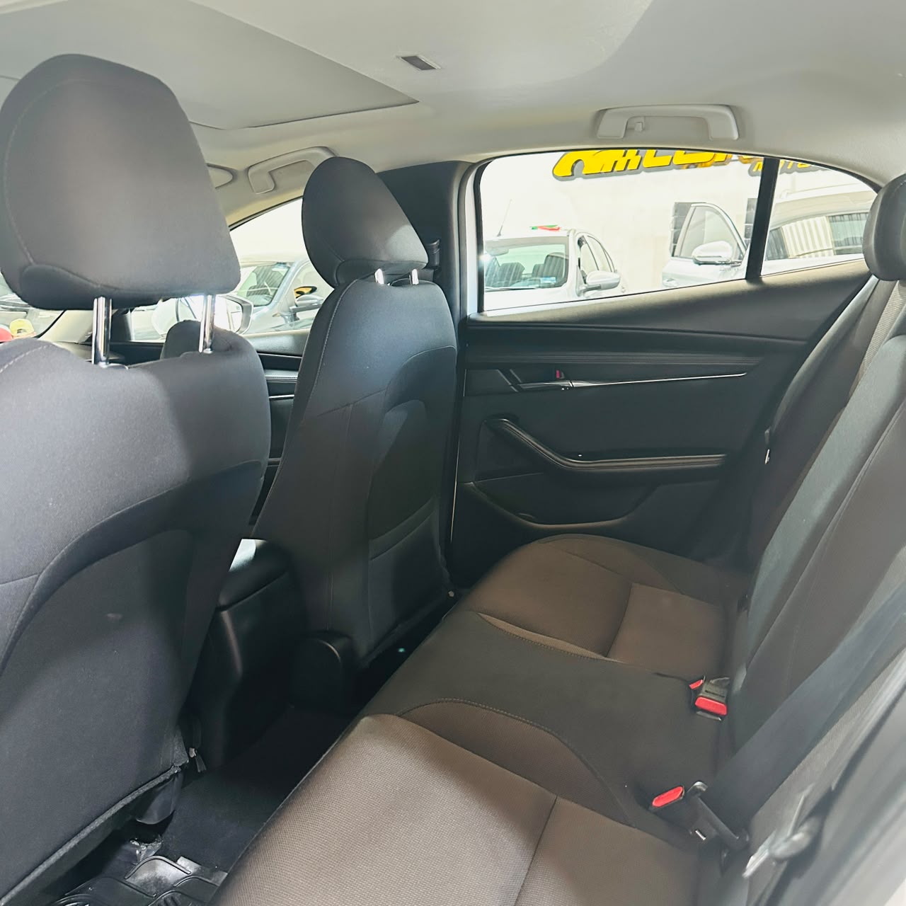 MAZDA 3 ISPORT 2023 - Imagen 12