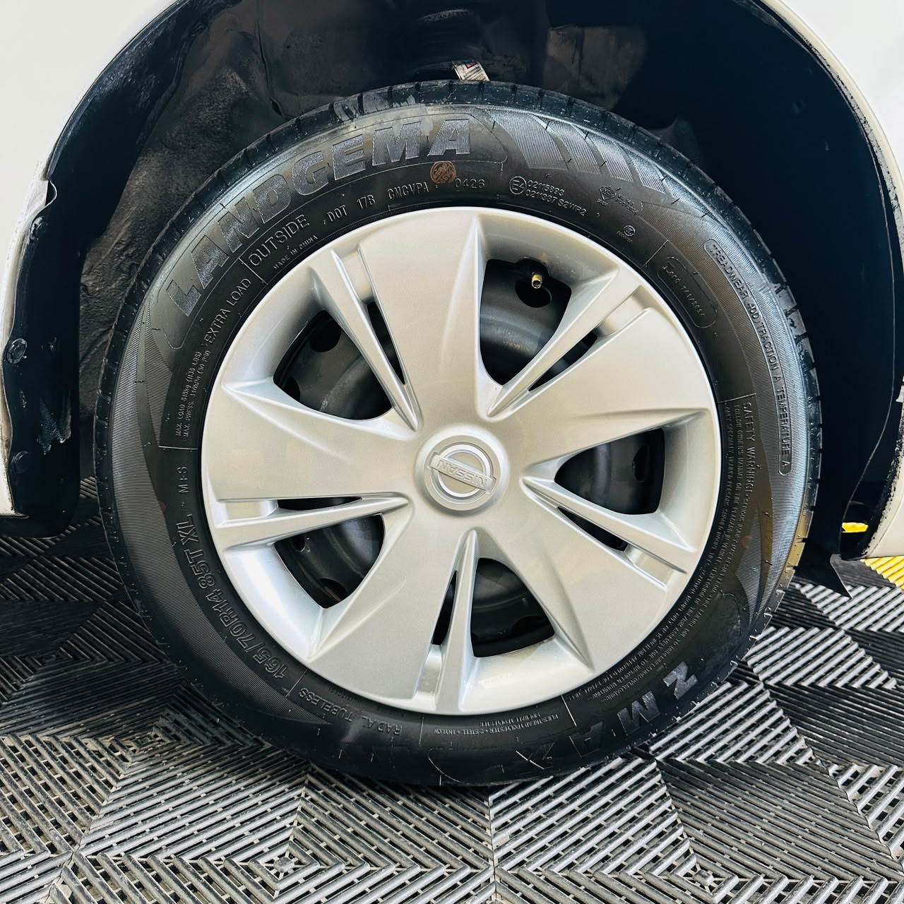 NISSAN MARCH SENSE 2021 - Imagen 16