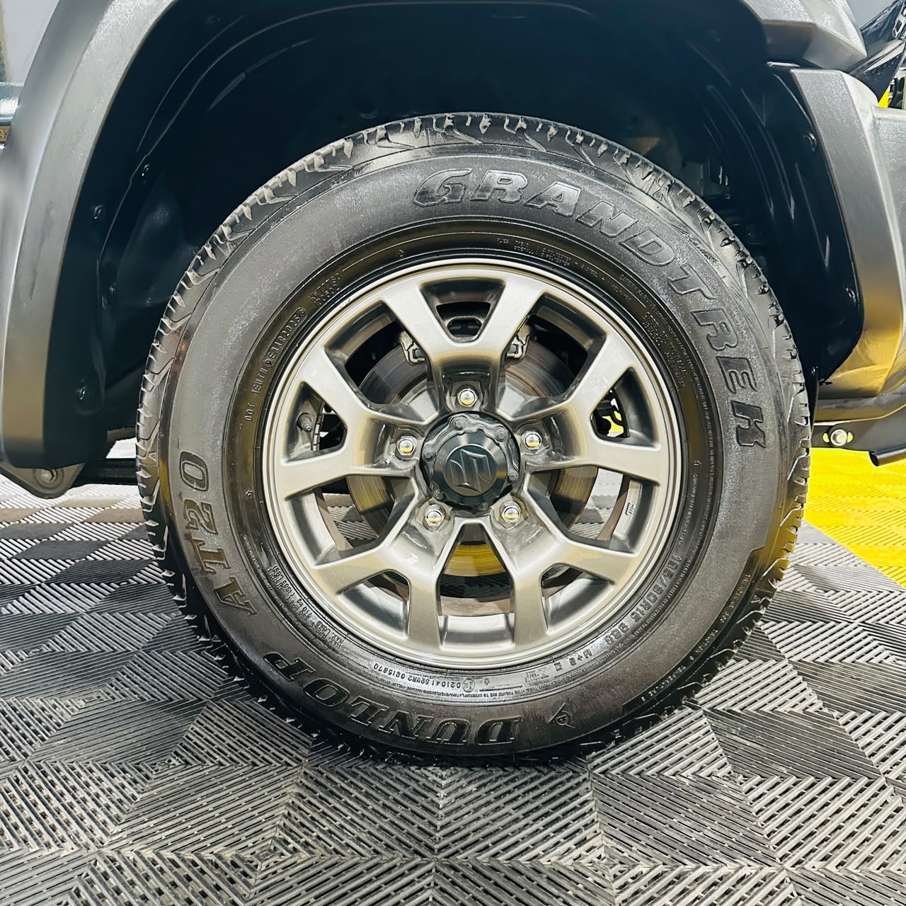 SUZUKI JIMNY GLX 2025 - Imagen 11